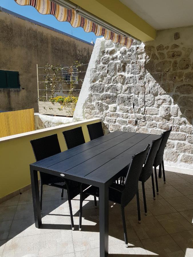 Apartments Ivana Rab Rab Town Exterior photo